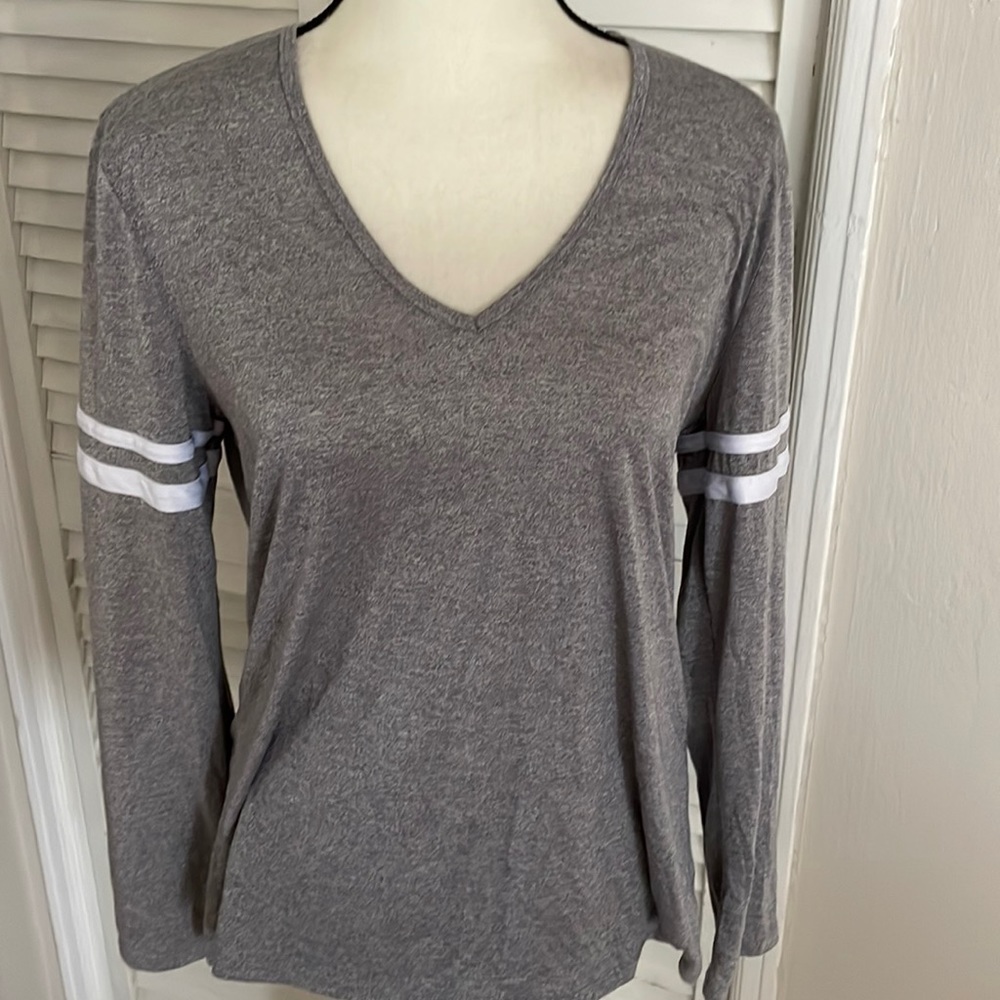 OMT ACTIVE Gray Heather Long Sleeve V-Neck Football Jersey, Size XL